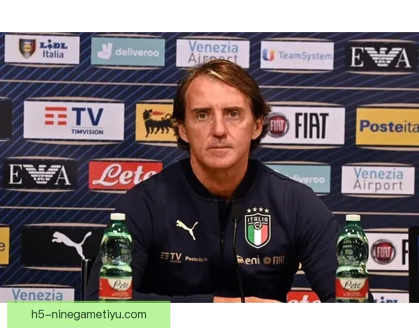 曼奇尼续约罗马近在咫尺成旗帜